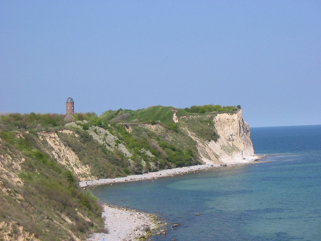 1024px-ArkonaPeilturm-min